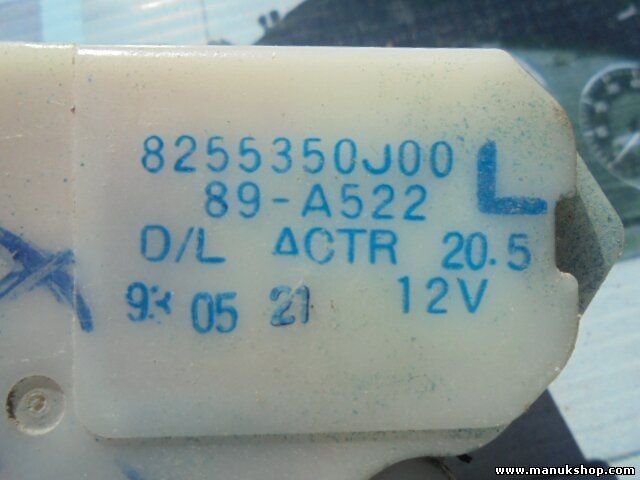 Cerradura cierre centralizado Puerta trasero izquierdo Nissan 8255350J00