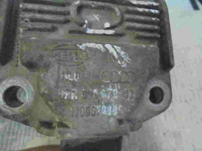 Sensor l nivel de aceite VW Audi Skoda 1J0907860C HELLA 6PR 008 079-03