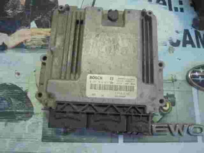 Centralita Renault Scenic 3 Megane III 237101074R 237102460R BOSCH 0281019075