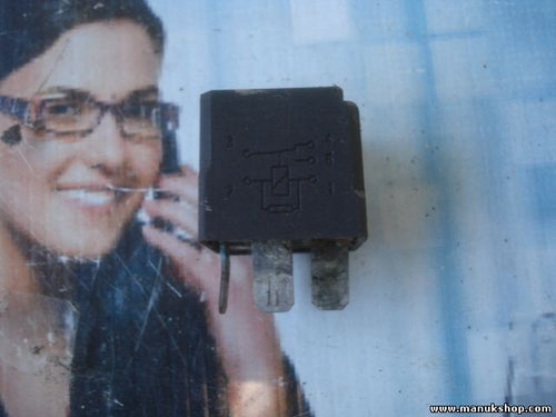 Relé HELLA 4RD007903-00 4RD00790300