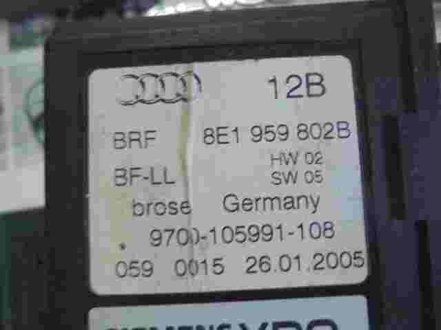 motor elevalunas delantero derecho Audi A4 B6 8E1959802B 5WK47006FBF 105841108