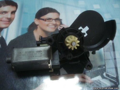 Motor asiento Mercedes-Benz A2038202042KZ 82041806 5 137022 BOSCH  0390201940