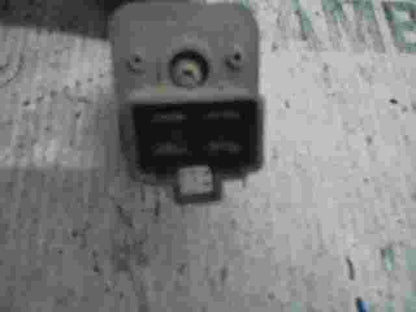 Elevalunas relé  Isuzu 8941187520 8-94118-752-0