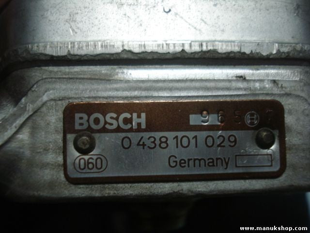 Distribuidor Audi A6 80 90 100 2,3 5 Zylinder 0438101029 BOSCH 0 438 101 029
