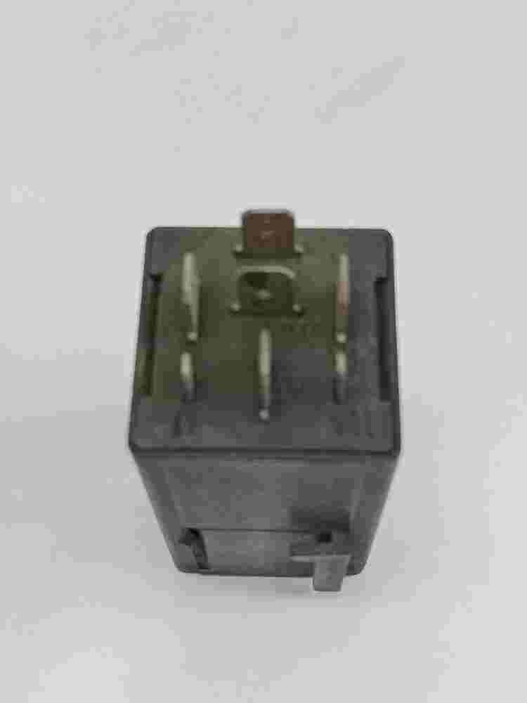 Relé  Bitron Video 12V 2051016