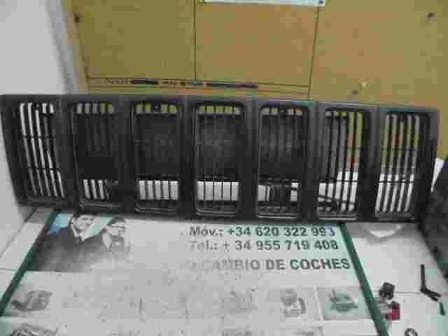 Parrilla rejilla frontal delantera Jeep SEM65TRM SEM 65 TRM 55055150 ABS