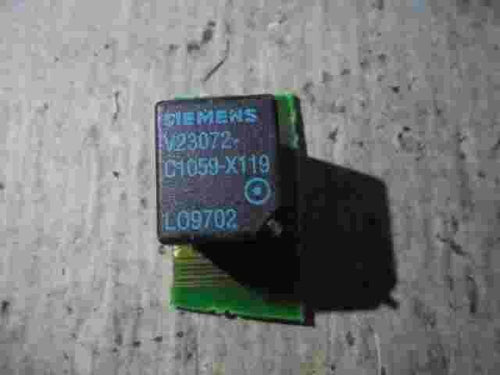 Relé SIEMENS V23072C1059X119 V23072-C1059-X119 L09702