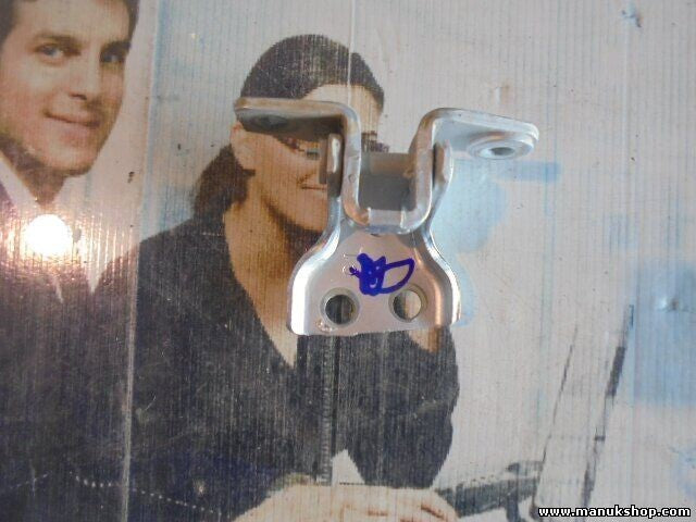 Bisagra de la puerta trasera derecha arriba Mitsubishi Pajero Montero