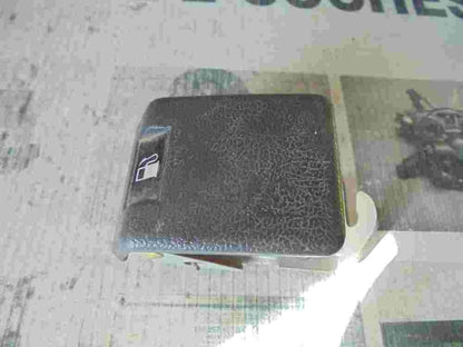 Cerradura del abridor de la tapa del tanque Mitsubishi Pajero MR402443 MR444926