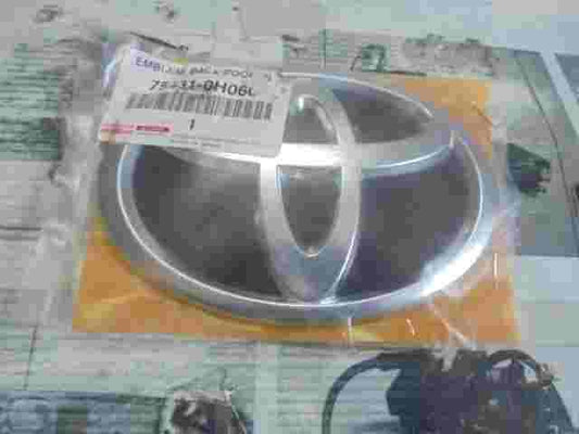 Emblema   Toyota Aygo 754310H060 75431-0H060
