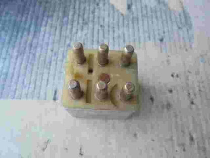 Relé del ventilador del radiador Mercedes W124 W123 W201 190 0015425319 899854
