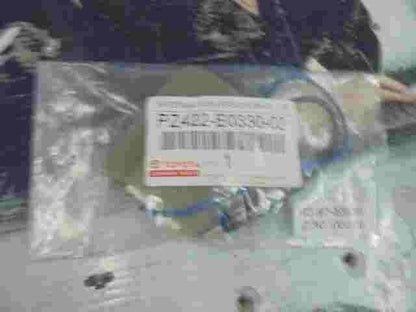 Antenna Conversion  Toyota PZ422E033002 PZ422-E0330-02