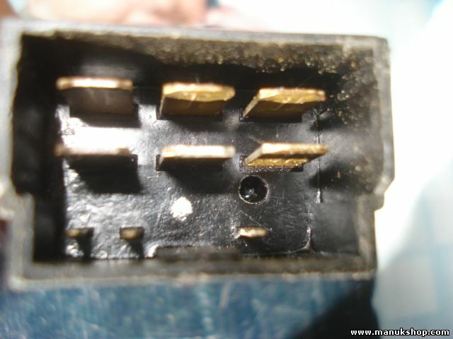 Interruptor de emergencia  Nissan Micra K11 Serena NILES 06012 252901C700 