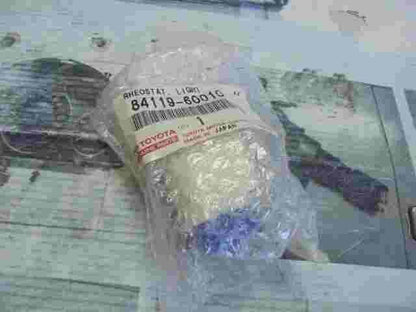 Luce reostatica Toyota Land Cruiser Lexus LX 450 RAV4 8411960010 84119-60010