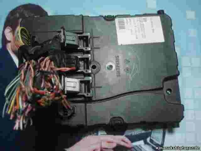 Scatola fusibili relè Renault Megane UCH N2 8200412548 8200478056 S118400150F