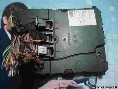 Scatola fusibili relè Renault Megane UCH N2 8200412548 8200478056 S118400150F