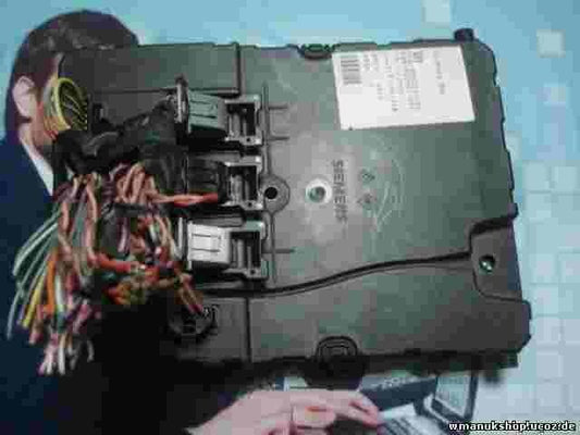 Scatola fusibili relè Renault Megane UCH N2 8200412548 8200478056 S118400150F