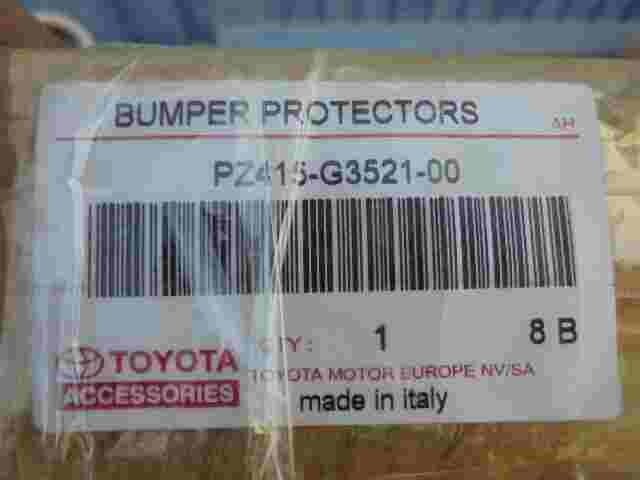 Striscia paraurti posteriore Toyota Prius Lexus PZ415G352100 PZ415-G3521-00