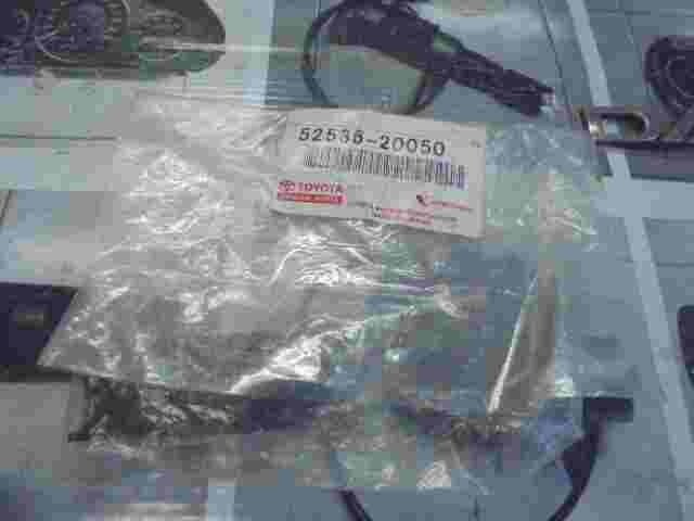 Retainer Front Bumper Toyota Corona Premio Avensis 5253620050 52536-20050