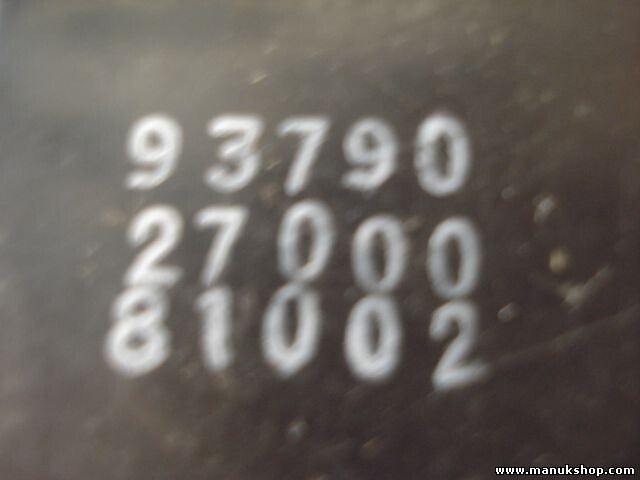 Interruptor de emergencia warning Hyundai 9379027000 93790 27000 621W01370