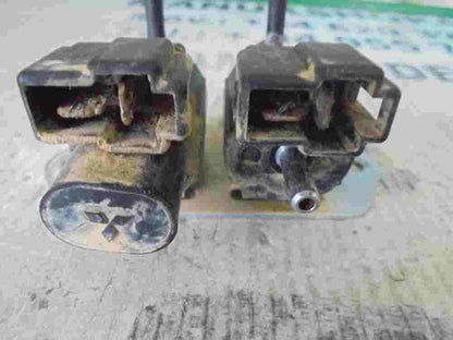 Válvula de suspensión de aire de válvula solenoide Mitsubishi K5T80990