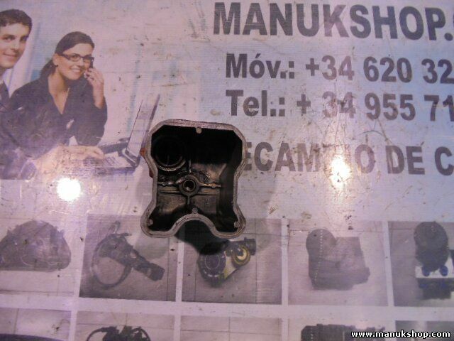 Tapa de la culata Land Rover Range Rover 2.5 VM 2013467 201 34 67