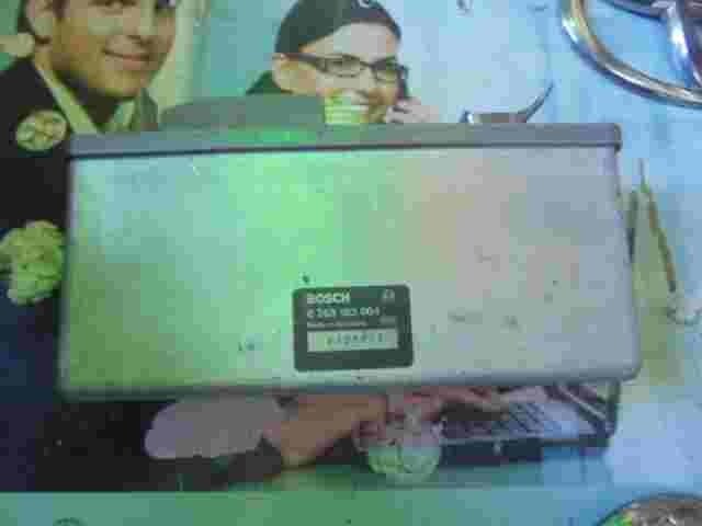 ABS Centralita BMW E30 6523813 BOSCH 0265103004 0 265 103 004