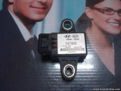 Sensor guiñada Kia Sorento 2,5CRDi 956403E000 95640-3E000 BCN 1296924