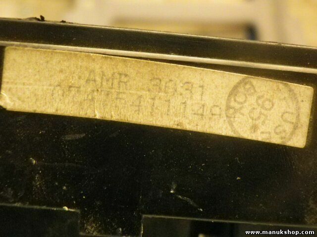 Caja de fusibles Land Rover Defender 2,5 Td5 AMR3031