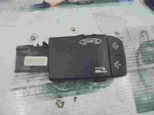 Radio interruptor de control Renault Logan 255522448R 344422023GB 8200058695