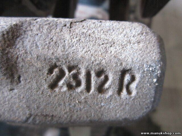 Pinza delantero derecho Mitsubishi Pajero Montero 2312R