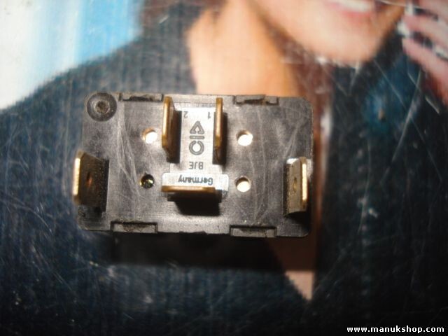 mando botonera elevalunas Audi A6 V8 80 100 200 4A0959855A 4AO959855A