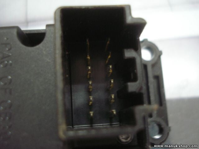 mando botonera elevalunas Mazda 3 LK 03123121 03 1231 21 BS3E 66380 BS3E66380