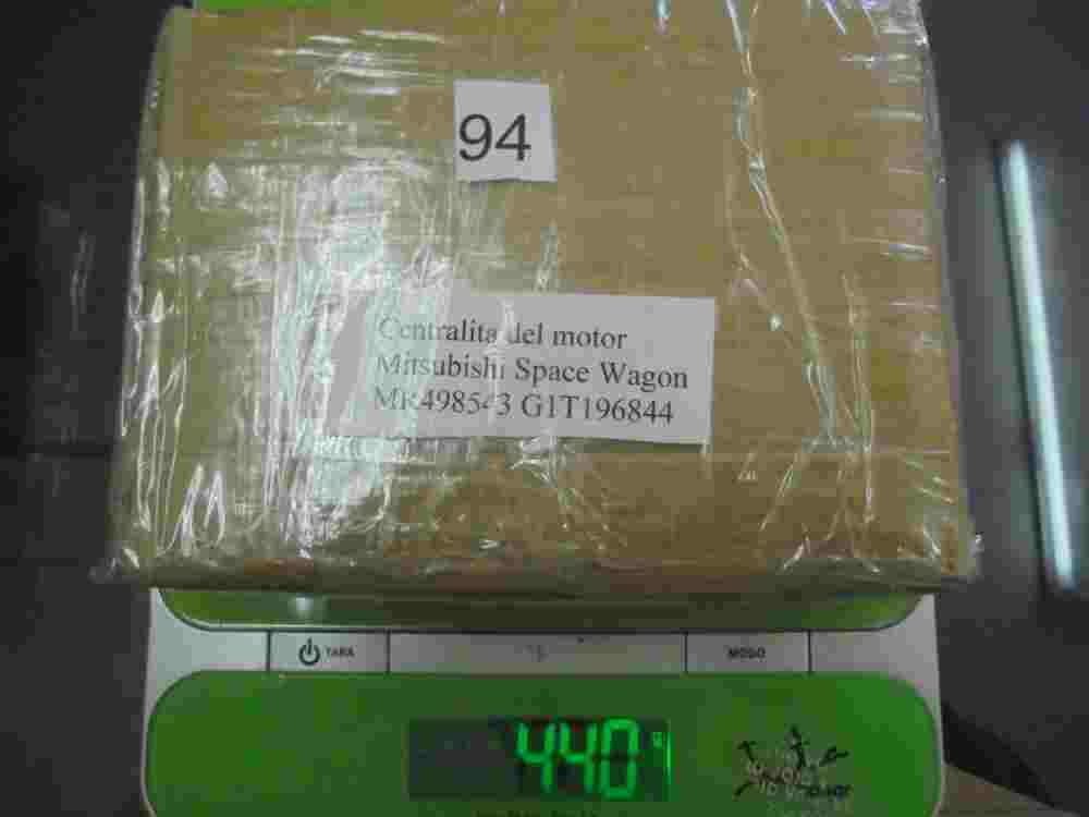 Centralita Mitsubishi Space Wagon MR498543 G1T196844