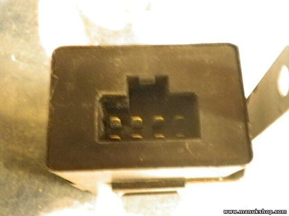 Centralita de elevalunas Nissan Terrano Ford Maverick Primera 2851550J00