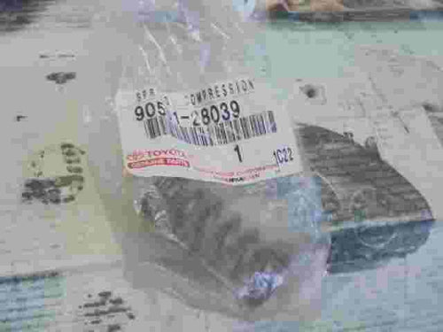 Spring Compression  Toyota Avensis III Auris Lexus IS200d LX450d 9050128039