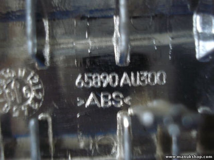 Emblema delantero Nissan Primera P12 65890AU300 65890 AU300 2002-2007