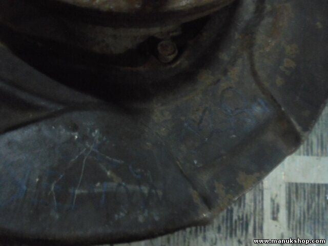 Mangueta buje delantero izquierdo Mitsubishi 4D56 4M40 4M41 6G72 6G74 MR374501