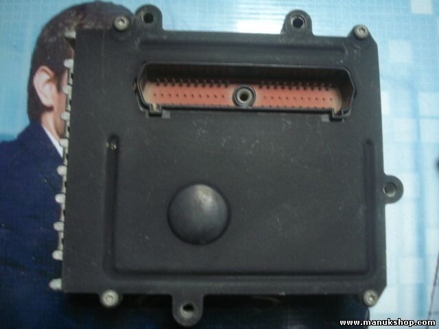 Transmisión controlador Chrysler Voyager 04686739