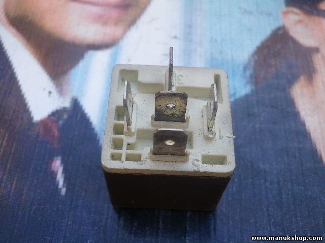 Relè Renault Clio 7700810929B 7 700 810 929 B