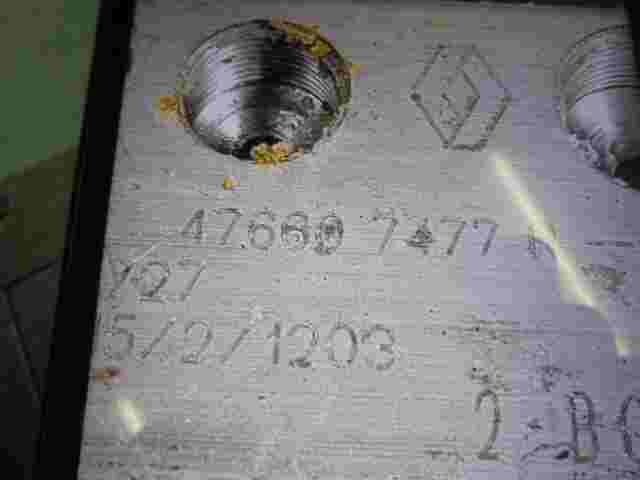 Unidad hidráulica del ABS Dacia Duster 476607477R 0265956403 2265106516