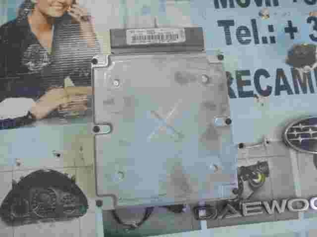 Centralita Ford Mondeo II 2.5 Cougar 98BB12A650AAE 8A011888SD USES EEC-V MLF-4G7