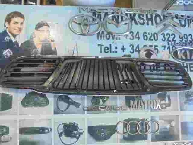 Parrilla rejilla frontal delantera  Daewoo Llanos 96215294 96 215 294