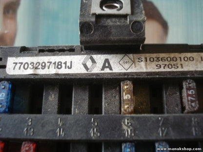 Caja de fusibles Renault Megane 7703297181J S103600100L S103600100 L