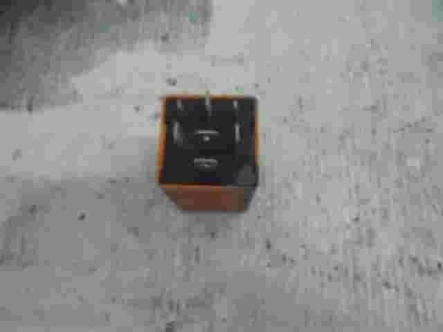 Niebla relé Tata Safari 12V 21W 269954219917 2699 5421 9917