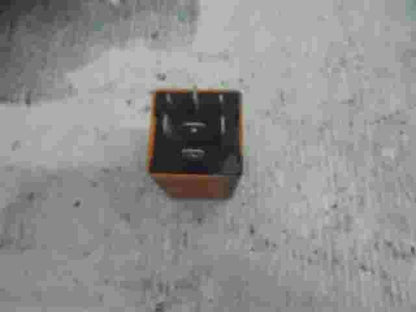 Niebla relé Tata Safari 12V 21W 269954219917 2699 5421 9917