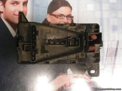 Caja de fusibles Land Rover Freelander YQH100900