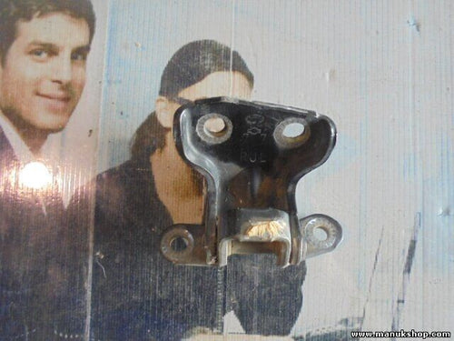 Bisagra de la puerta trasera izquierda arriba Ford Maverick UDS, UNS 2.7 TD 1993