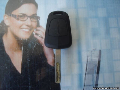 Alojamiento de la llave de control remoto inalámbrico Opel Astra E250013705A