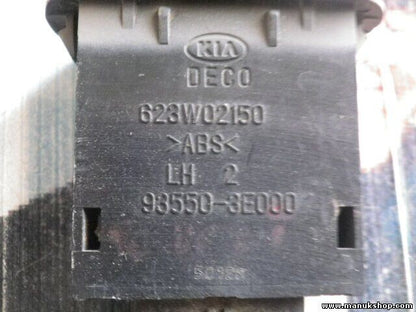 Interruptor apertura tapa depósito portón trasero Kia Sorento 2003 623W02150